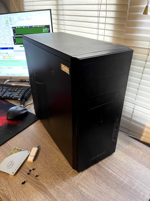 Unitate PC Light Gaming i5-4690 8GB RAM GT 730 2GB SSD 128GB HDD 2TB