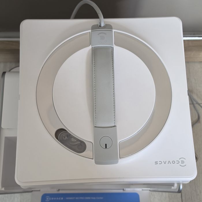 Робот прахосмукачка за прозорци Ecovacs W2