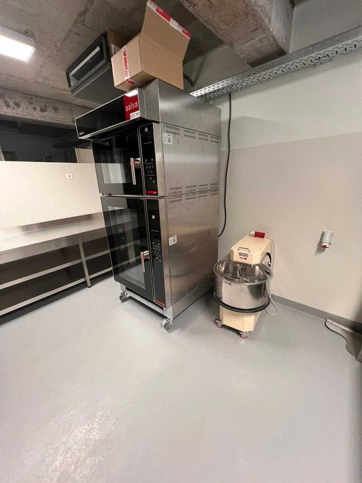 Pardoseala epoxidica/poliuretanica/microciment