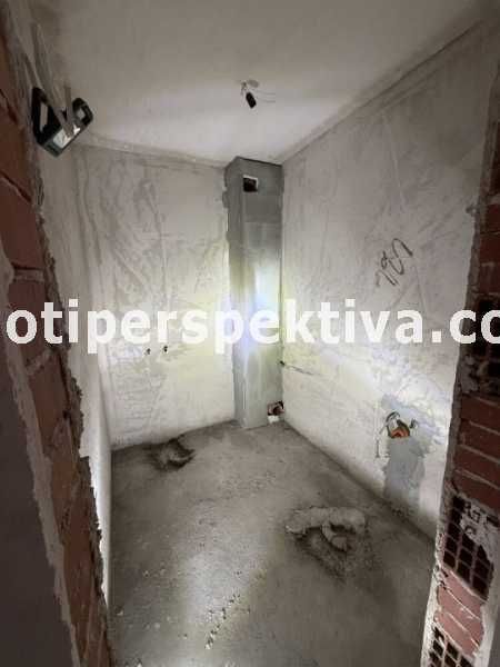 реф.19396 Гараж в цената, две спални, АКТ 16-Остромила!