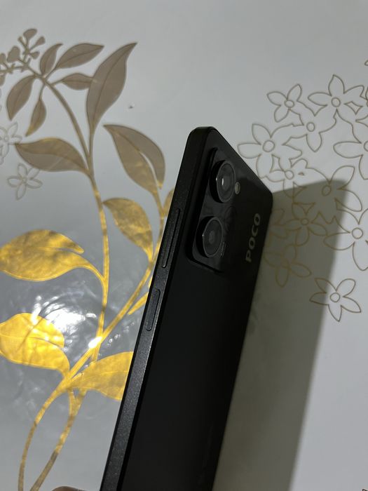 Poco x5 pro 256gb в идеале б/у
