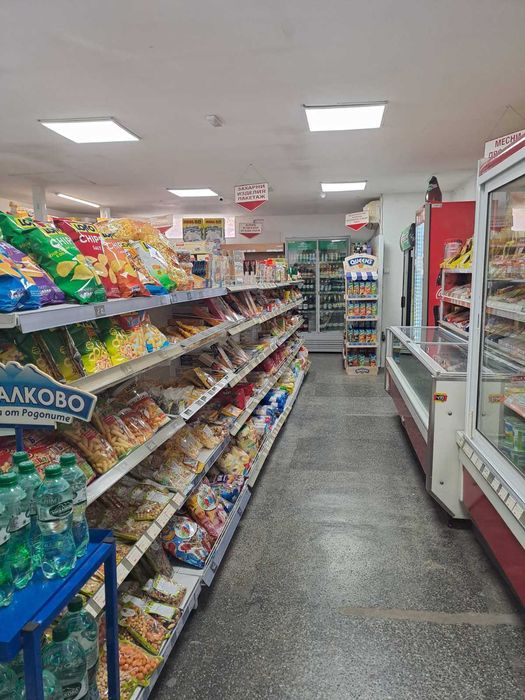 Дава се под наем Магазин в Смолян, Стар център - 100 кв.м за 6295.95 € - Снимка #1