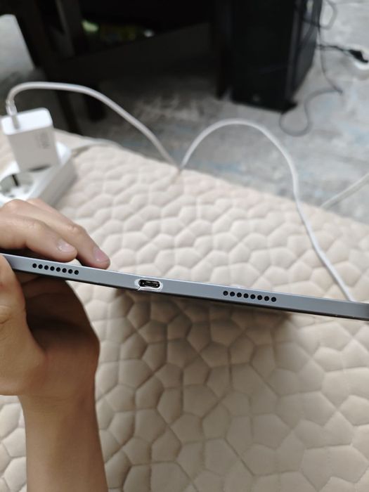 Продам айпад про 2021 M1  11дюймов