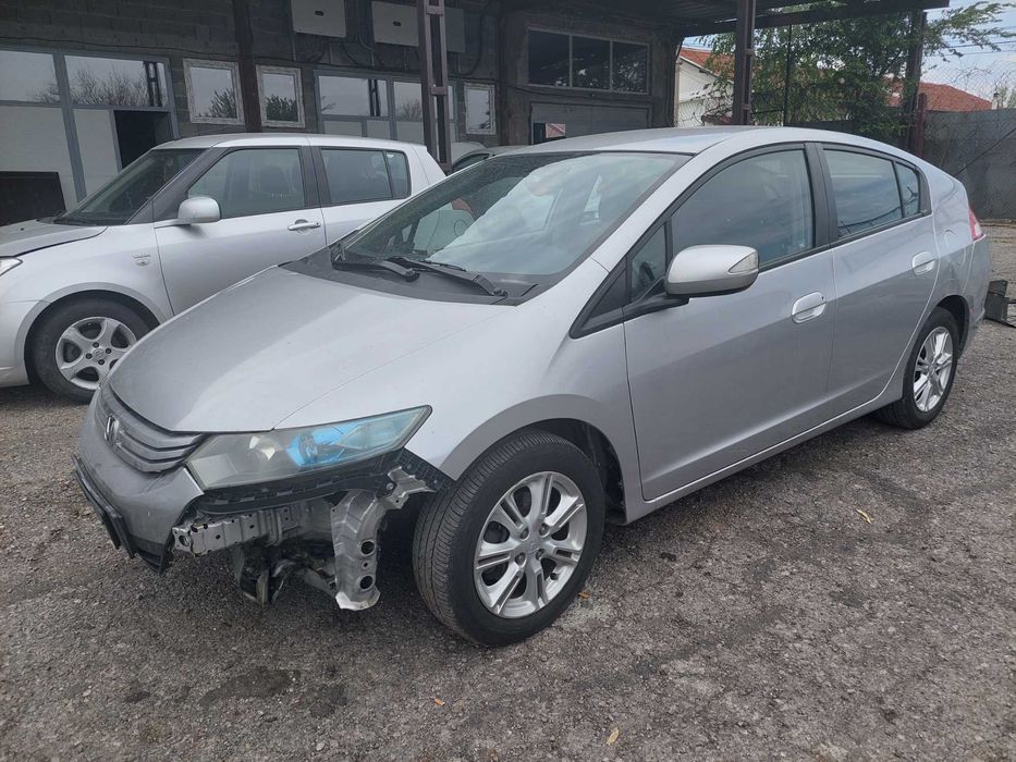 Honda Insight 1,3 i , на части! 
Август 2009