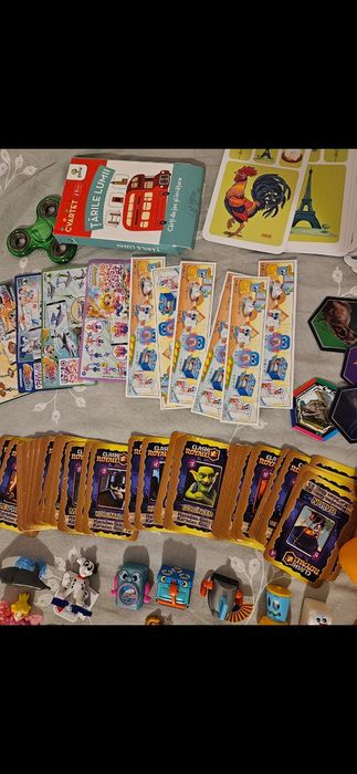 Colectii ou kinder diverss cartonase