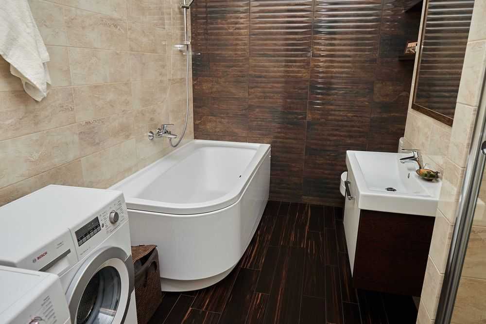 Продава се Двустаен апартамент в София, Център - 74 кв.м за 1784 €/кв.м - Снимка #11