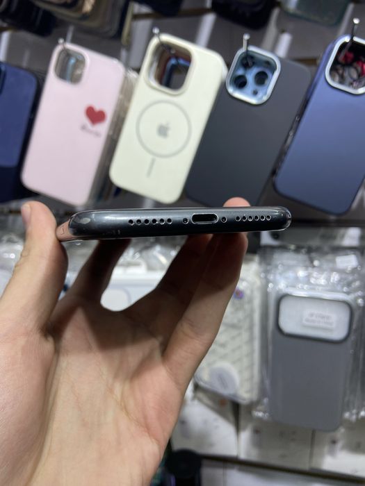 iPhone 11 128Gb ideal