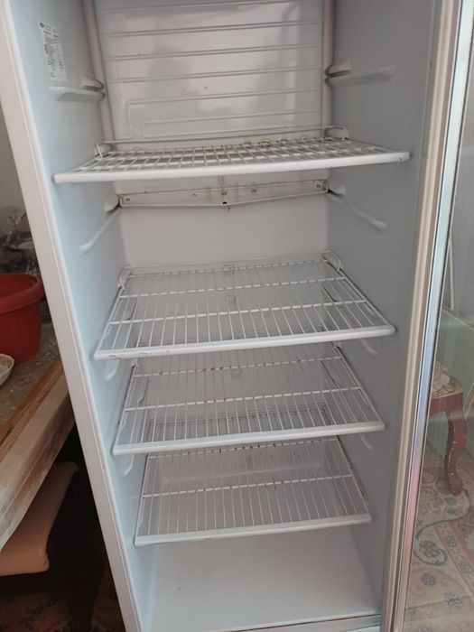 Продаю холодильник