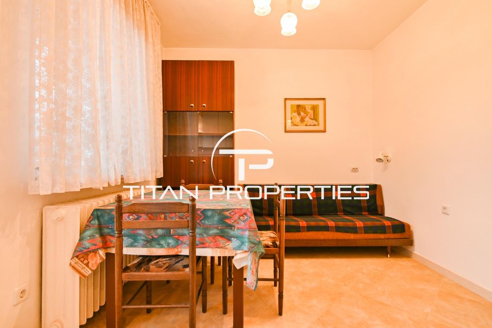 Дава се под наем Едностаен апартамент в София, Лозенец - 50 кв.м за 425 € - Снимка #1