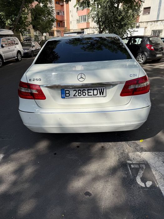 Mercedes-Benz E E250 stare foarte buna,nu accept schimburi
