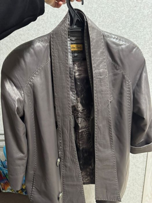 Продается кожаная куртка