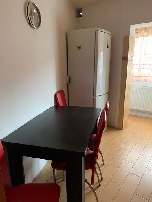 De vanzare Apartament 2 camere – Zonă centrală – Lift nou – Etaj 4/7