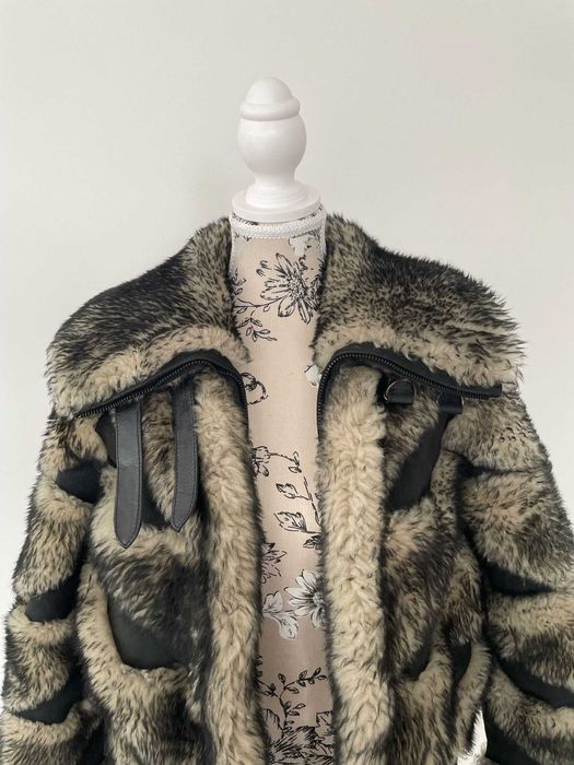 Haina de blana\piele