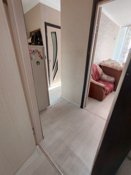 Продается 2-комн (3-25, 4 эт)