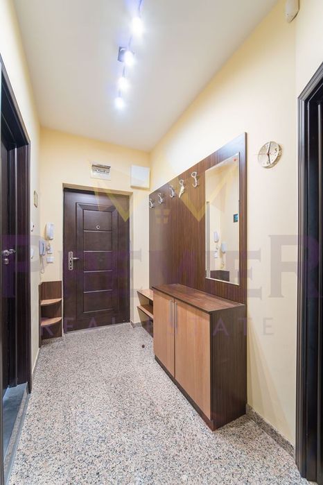 Продава се Двустаен апартамент в с. Топола, Област Добрич - 82 кв.м за 2255 €/кв.м - Снимка #11