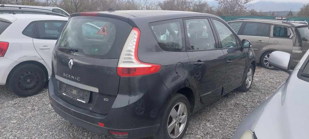 Renault Scenic 1,5 dci , Рено Сценик на части!
Юни 2011