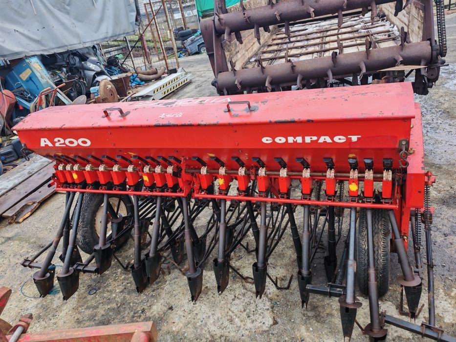 Semănătoare de păioase lucernă Saxonia 2.5m 21R