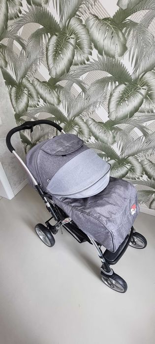 Коляска прогулочная Quatro Monza