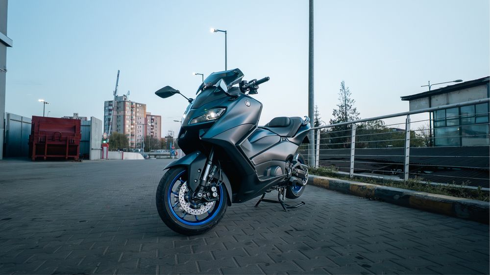 Yamaha T max 560 2023