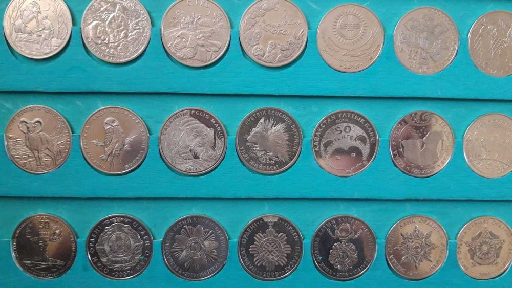 Продаю коллекционные монеты