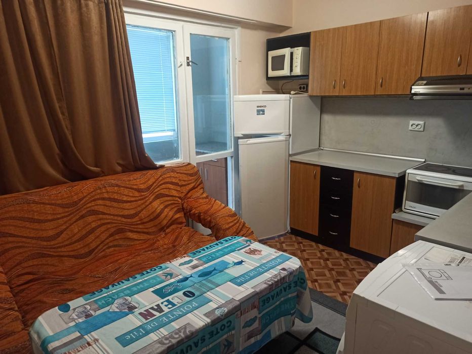 Дава се под наем Двустаен апартамент в Бургас, Зорница - 60 кв.м за 357 € - Снимка #4