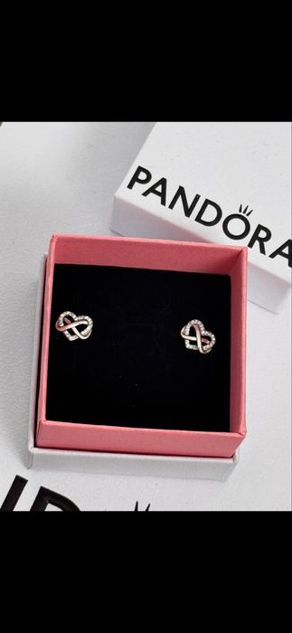 Пандора обеци Pandora