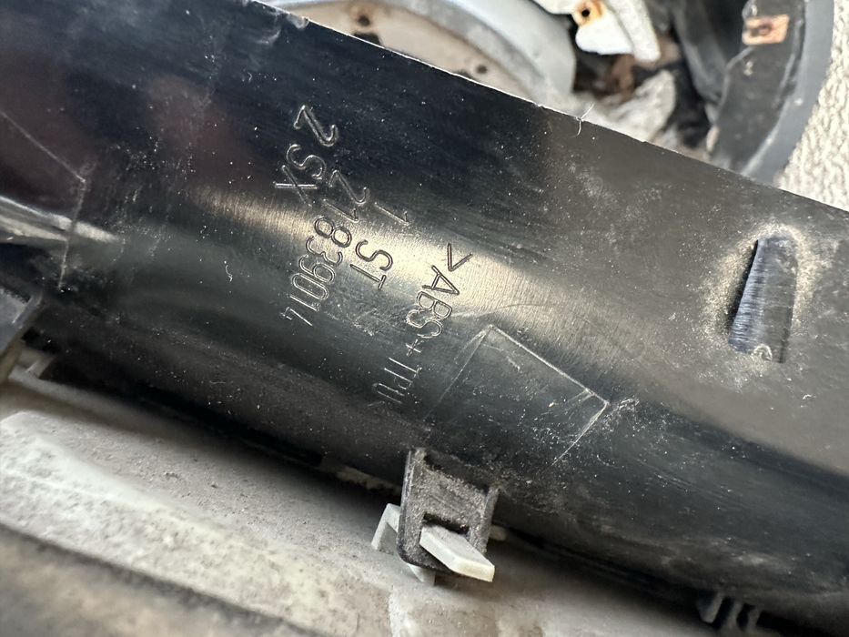 Bmw e90 фейслифт facelift заден стоп ляв