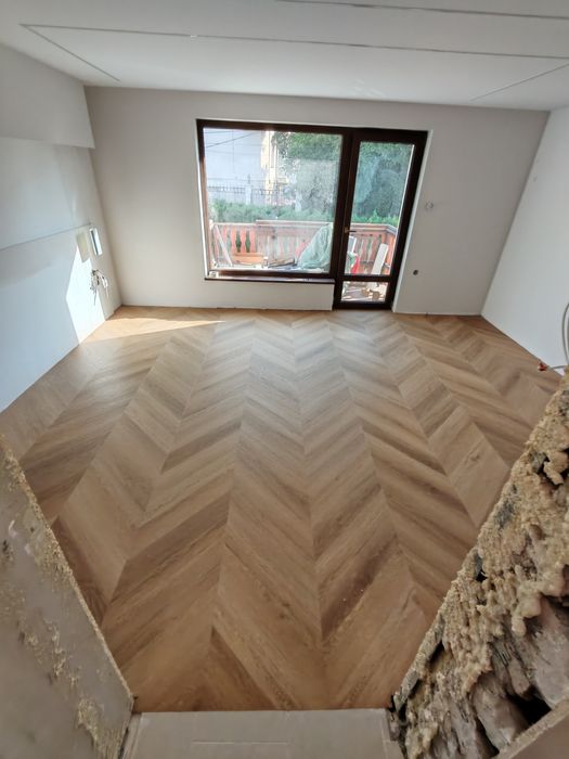 Монтаж на подова настилка винил  lvt, кварц, spc и др.