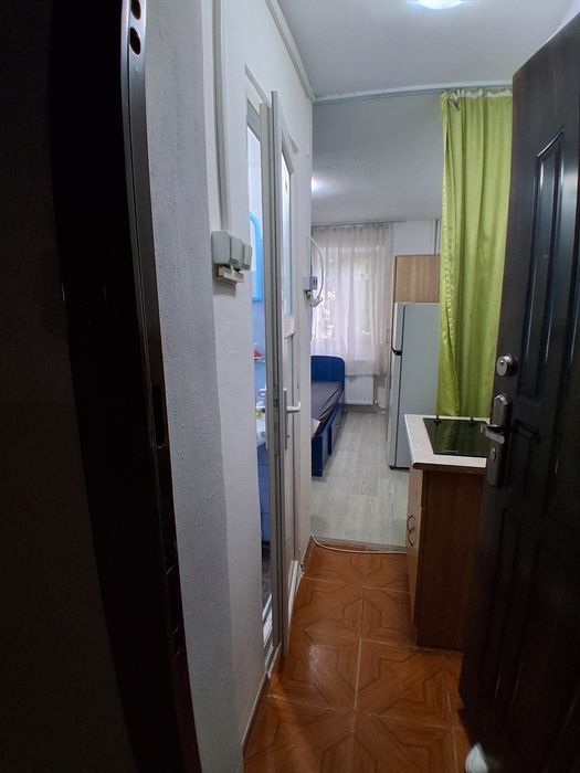 Proprietar inchiriez garsonieră cf.3