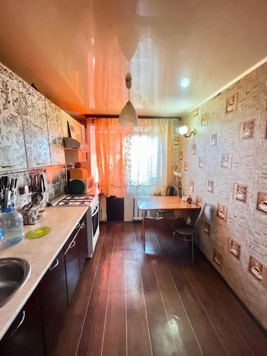 Продаётся 3 комн квартира