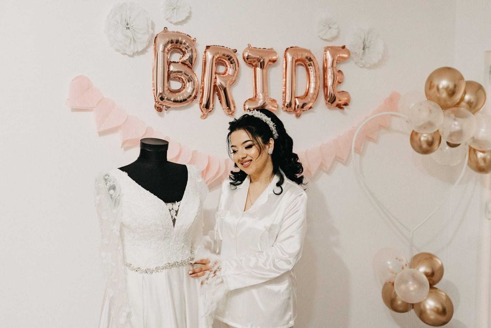 Vând rochie de mireasă