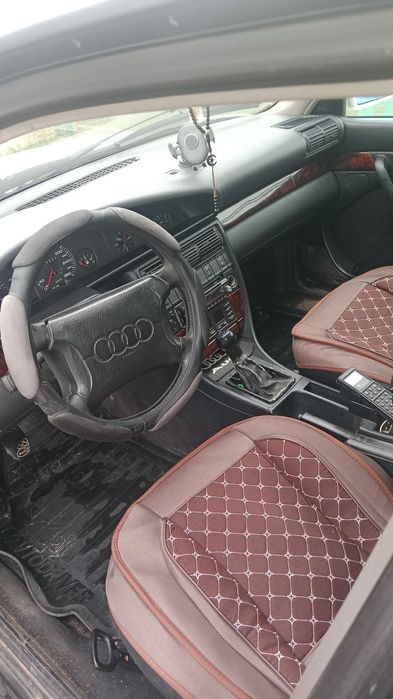Продам машину  Ауди с 4