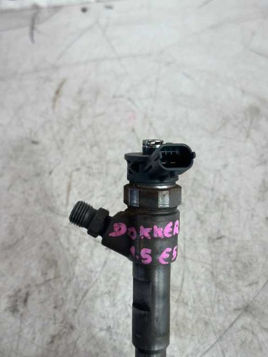 Dezmembrari Injector Dacia Dokker 1.5 euro 5 cod piesa 0445110485