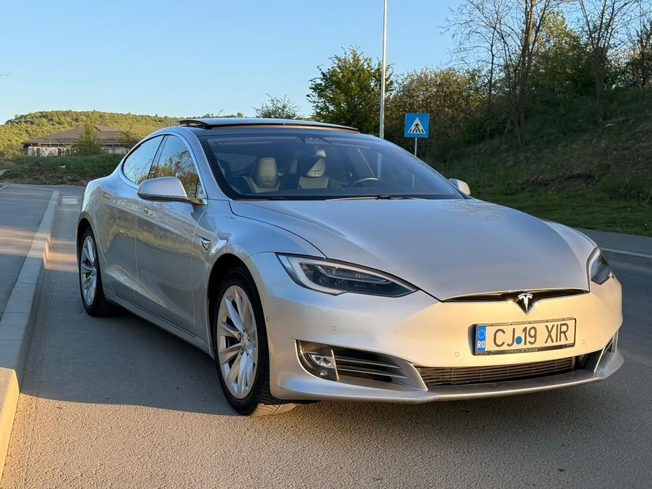 Tesla Model S Tesla Model S 75D - 2018