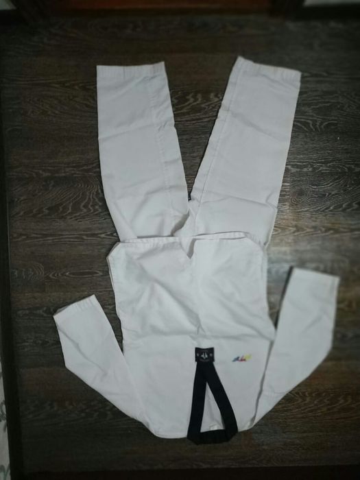 Продам комплект для тэйкван-до