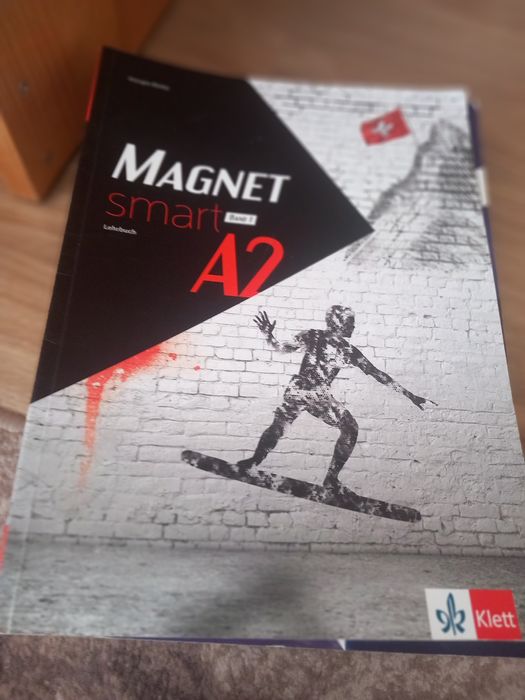 Учебници  за 12 клас