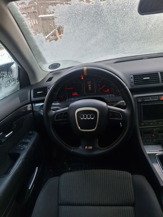 Audi a4b7 S line