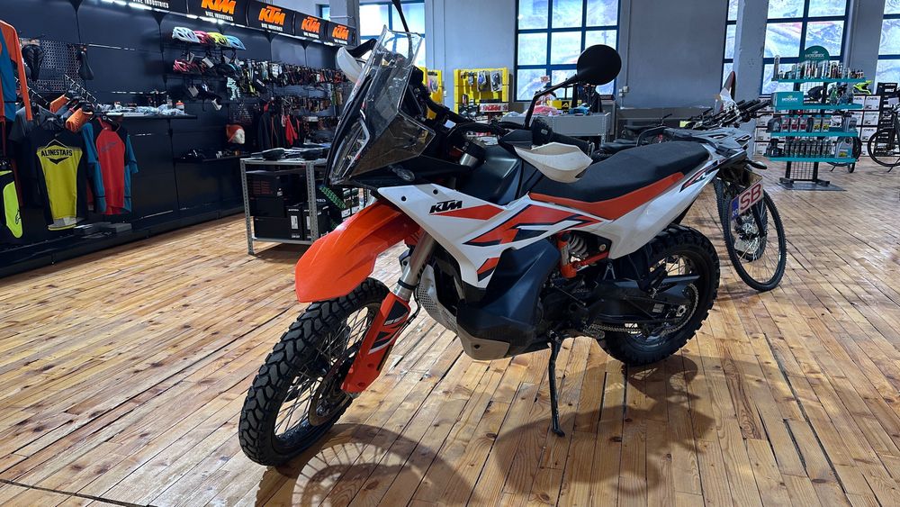 Motocicletă KTM 890 Adventure R