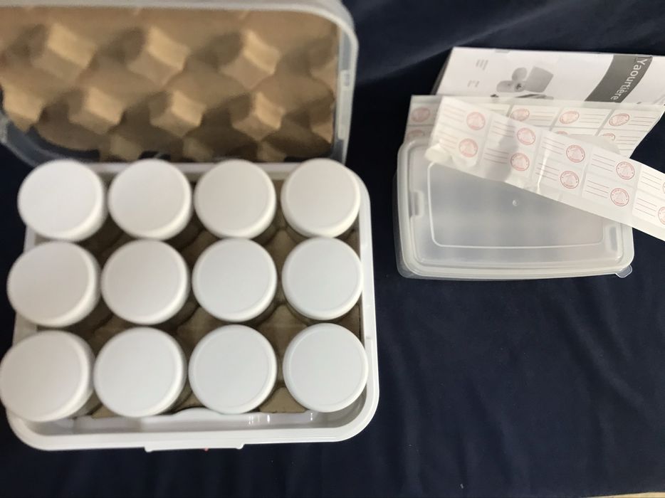 Машина за кисело мляко Livoo