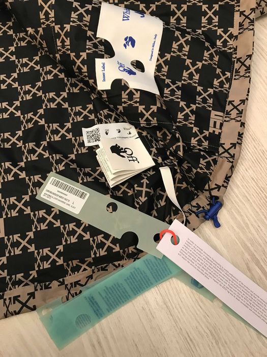 Off-White geaca L-XL oversize, originala, retail 1190 euro