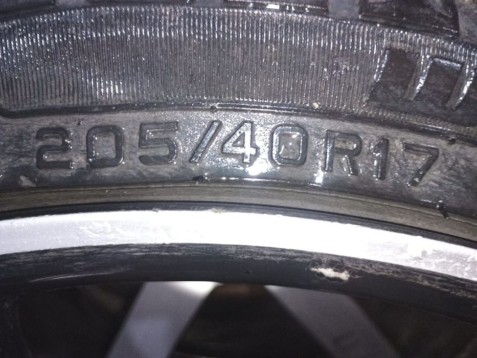 Диски с шинами Воссаны