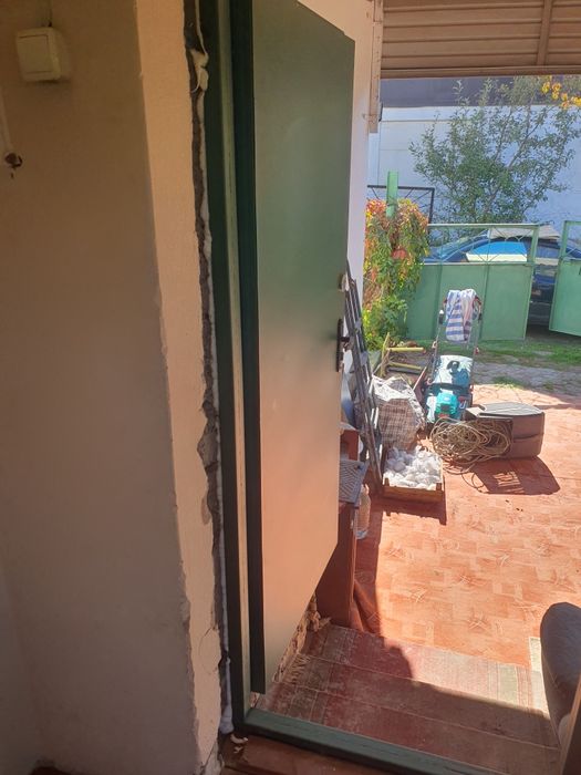 Двери . навесы. Решотки . Ворота. И тд.