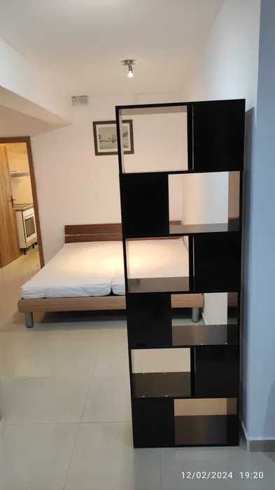 Дава се под наем Едностаен апартамент в София, м-т Гърдова глава - 40 кв.м за 178.5 € - Снимка #2