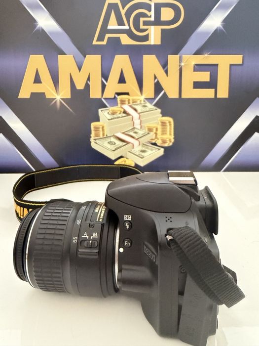 Nikon D3200 + obiectiv 18-55mm VR - stare foarte bună