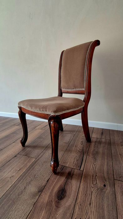 Продам стол в хорошем состоянии