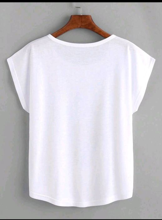 Чисто нова тениска