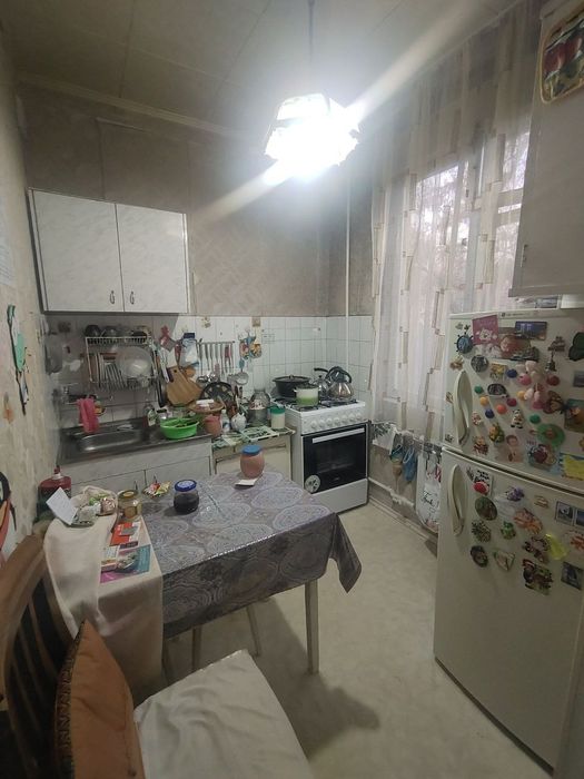 ЭКО базар Ялангач Парк Локомотив Продаётся 2 комнатная квартира