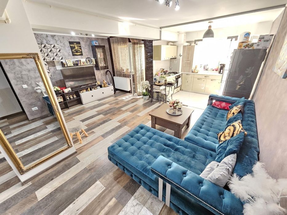 Apartament zona Fiald