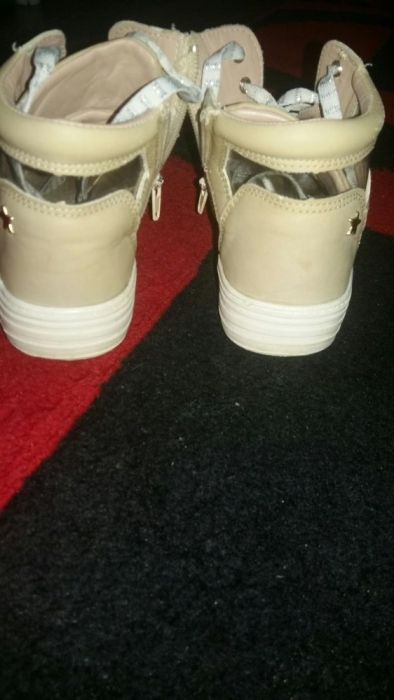 Кецки за мадама