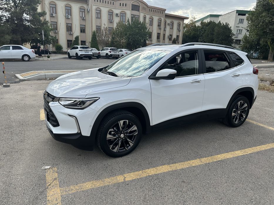 Tracker 2 premier plus 2025